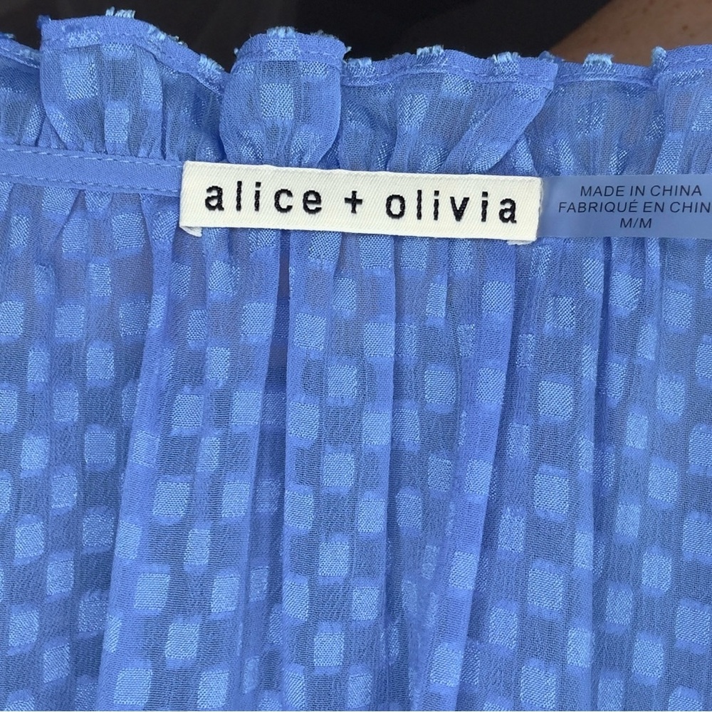 ALICE + OLIVIA Julius Ruffle Peasant Blouse Blue Top Solid Swiss
Dot‎ Ties - Picture 16 of 16